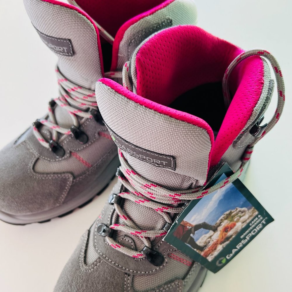 GARSPORT Women's Waterproof Ankle Hiking Boots NWT